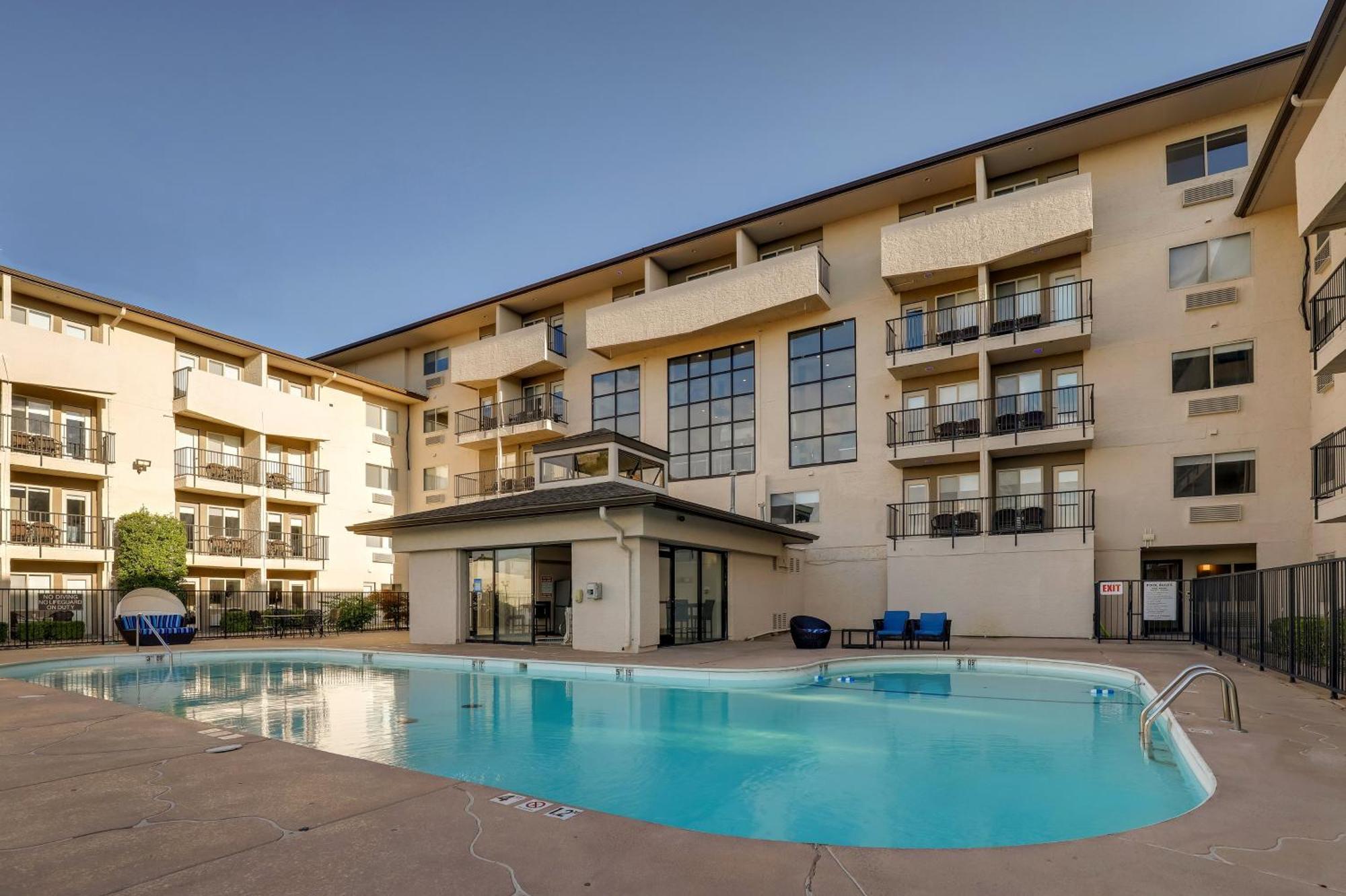 Holiday Inn Express Hotel & Suites Branson 76 Central By Ihg Екстериор снимка